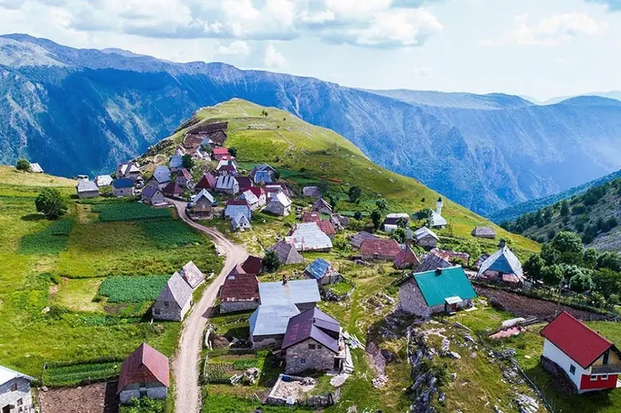Bjelasnica Lukomir guided hike trail